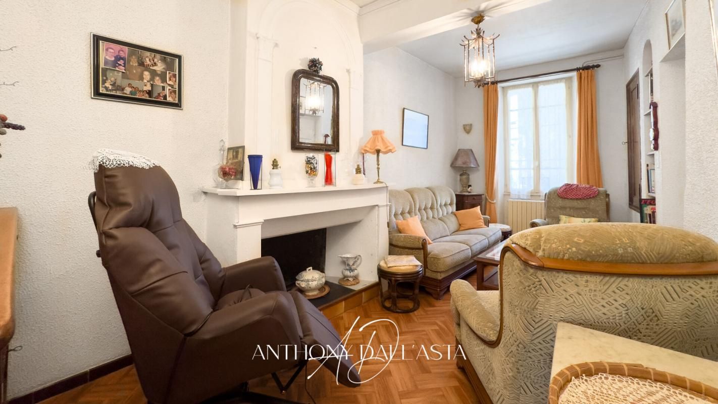 ALZONNE Maison Alzonne 6 pièce(s) 207 m2 2
