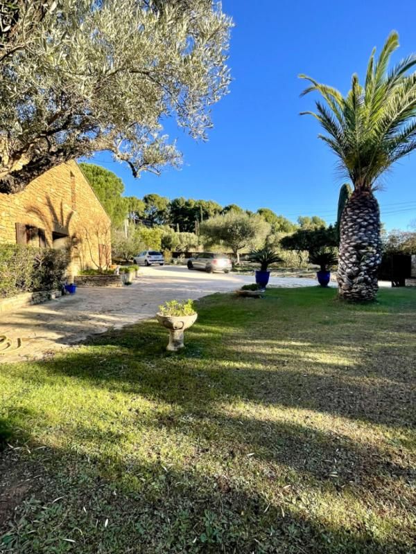 Mas provençal au milieu des vignes - SAINT CYR SUR MER