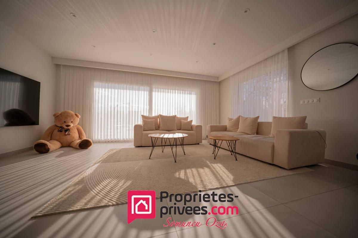 BARR Maison Contemporaine avec piscine 150 m2 habitable sur 935 m2 de terrain à Barr 2