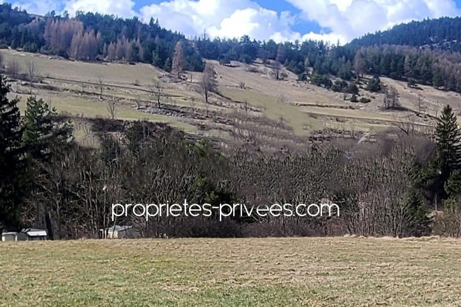 SAINT-ETIENNE-EN-DEVOLUY Terrain Devoluy 870 m2 2