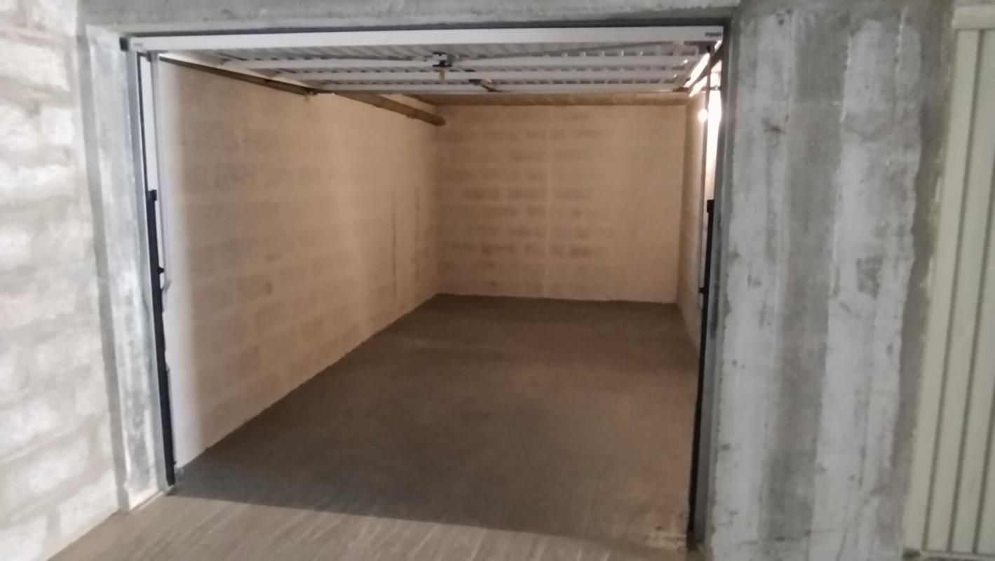 VAUX-SUR-MER Appartement 2 pièce(s) 30 m2 + garage box fermé. Mer à 200 mètres 3