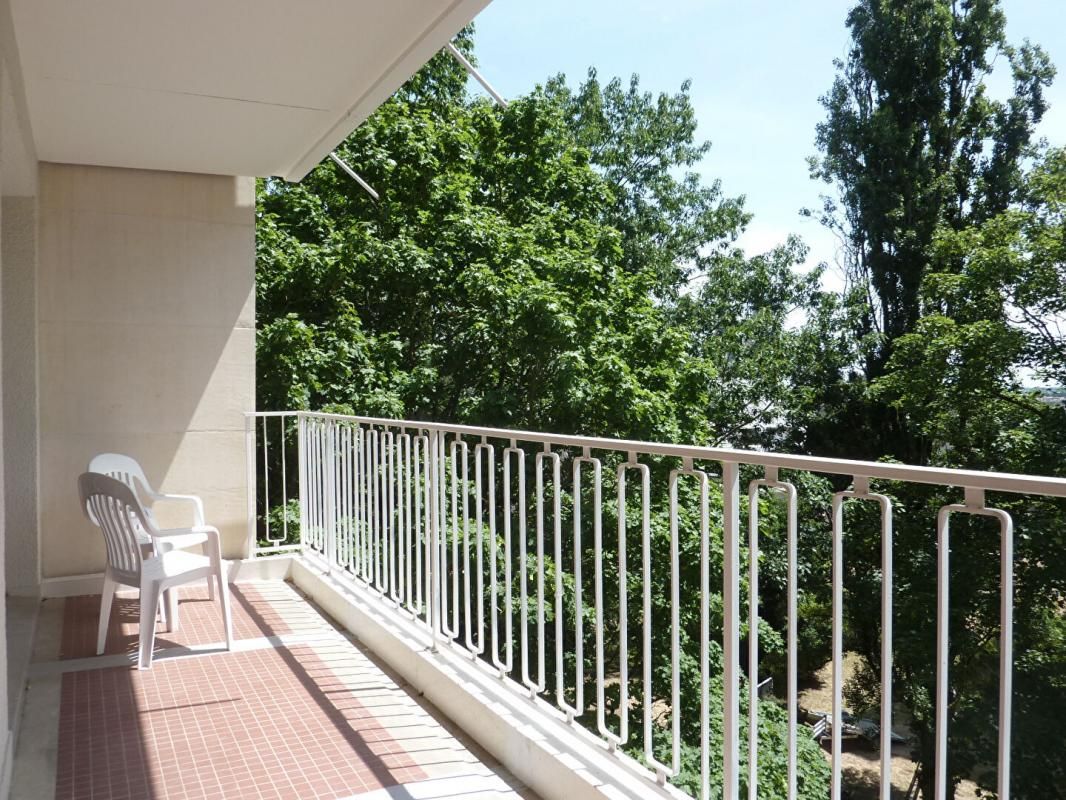 CHOLET Appartement 5 pièce(s) 118 m2 2