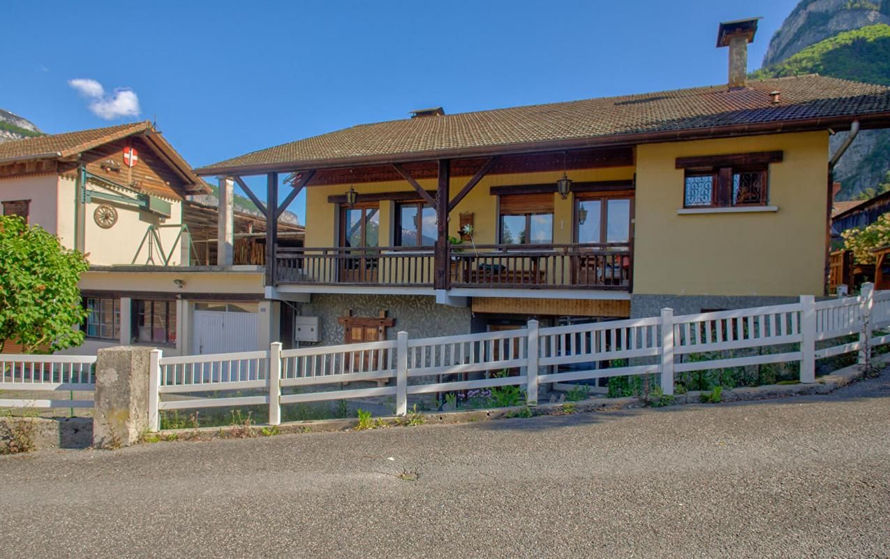 SALLANCHES Maison à fort potentiel, Idéal investisseurs ou grande famille , proximité Sallanches 1