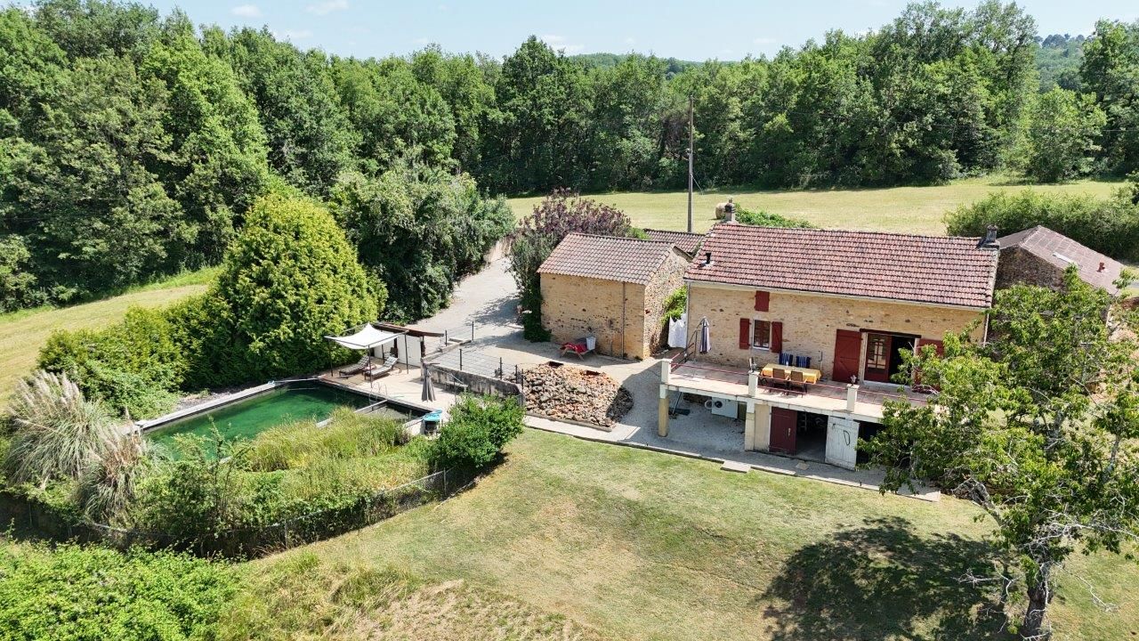 Maison Le Buisson De Cadouin 9 pièce(s)