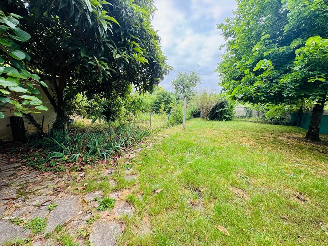 NEVERS Maison familiale dans un secteur calme et proche des commodités 2