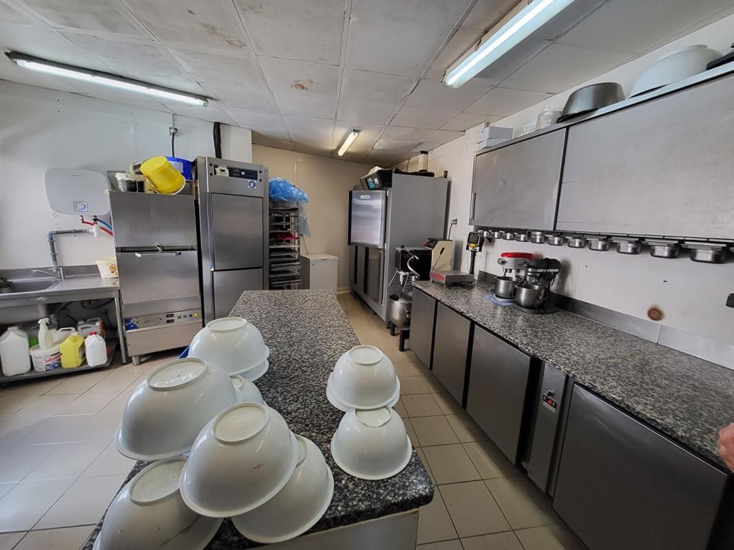 LE MANS LE MANS - BOULANGERIE PATISSERIE avec LOGEMENT 4