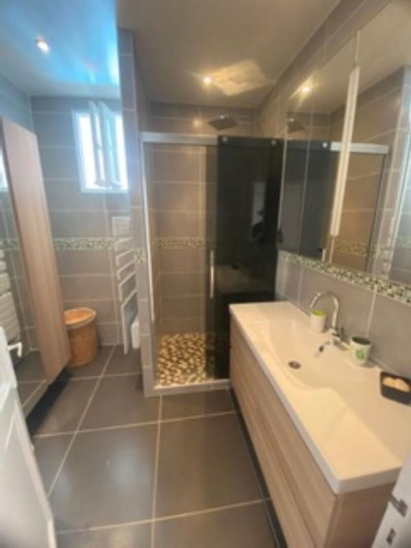 SANARY-SUR-MER Sanary-sur-mer Portissol Villa de 140m² sur terrain de 470m² avec piscine et garage 4