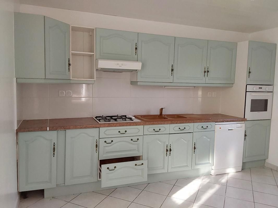 CARHAIX-PLOUGUER Maison Carhaix Plouguer 4 pièce(s) 85 m2 4