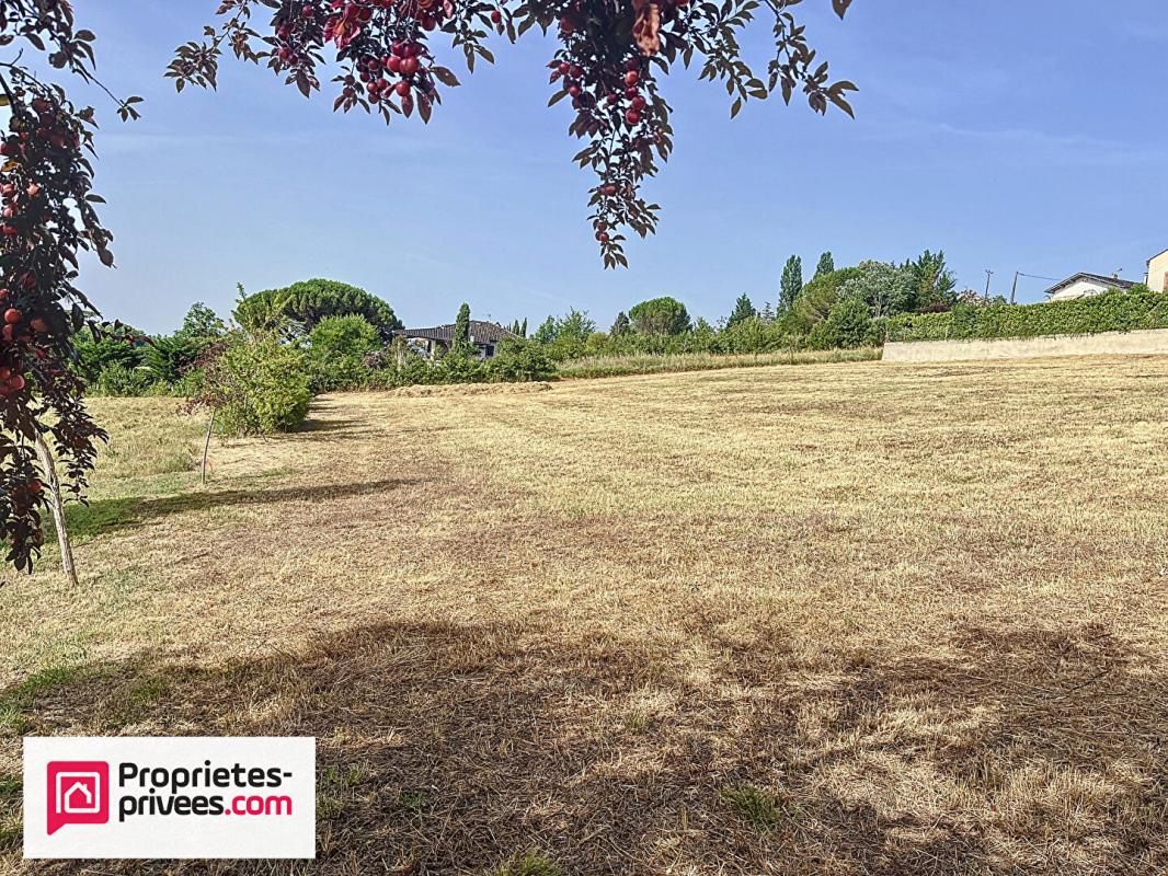 RABASTENS Terrain 4220 m2 à Rabastens - POSSIBILITÉS 1 ou 2 MAISONS 1
