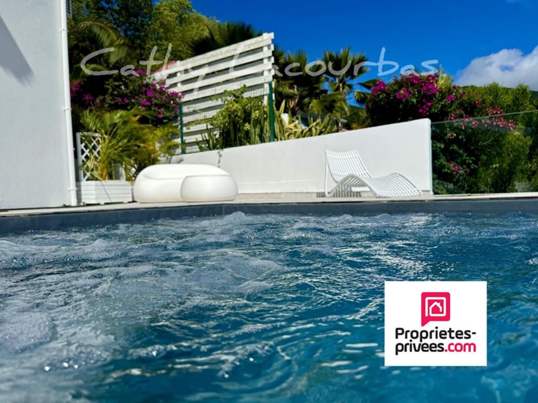 BOUILLANTE Villa d'exception avec piscine et spa -Bouillante 4