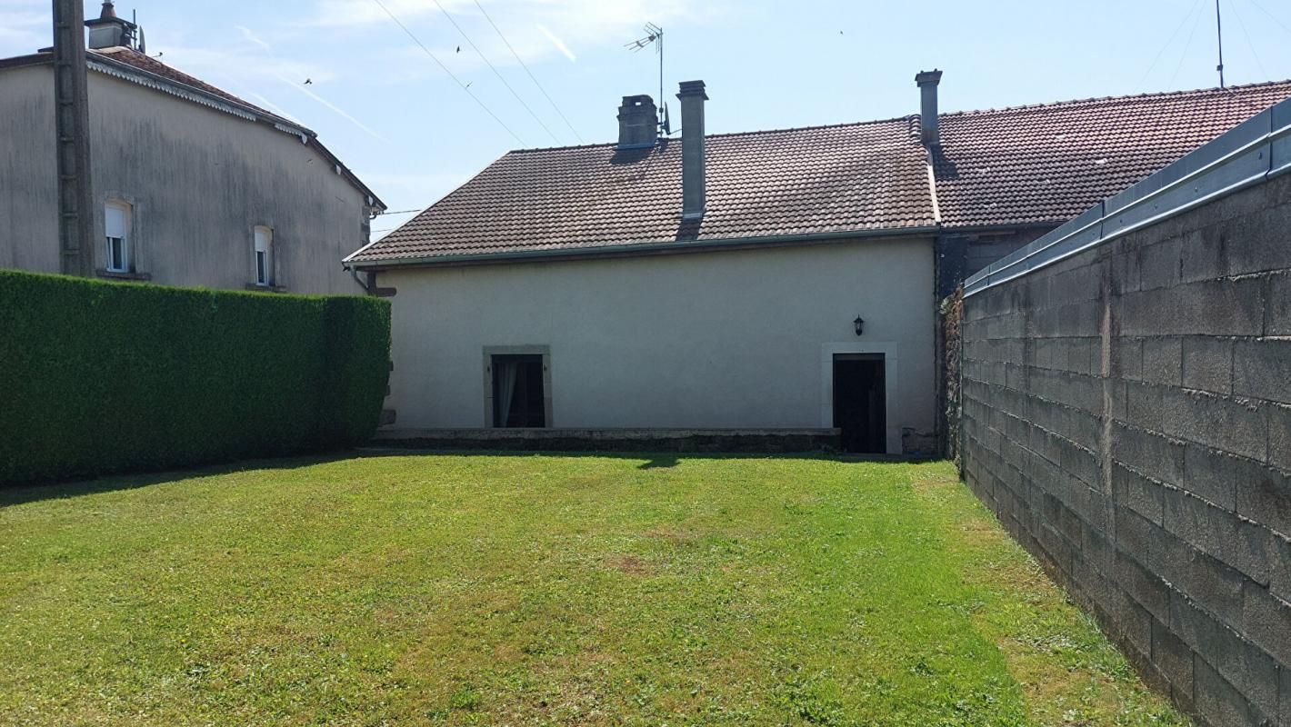 PASSAVANT-LA-ROCHERE Maison Passavant La Rochere 5 pièce(s) jardin 3