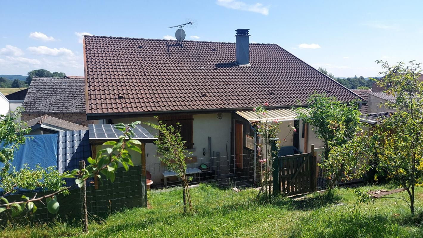 LA VAIVRE Maison La Vaivre 5 pièce(s) 91 m2 jardin 2