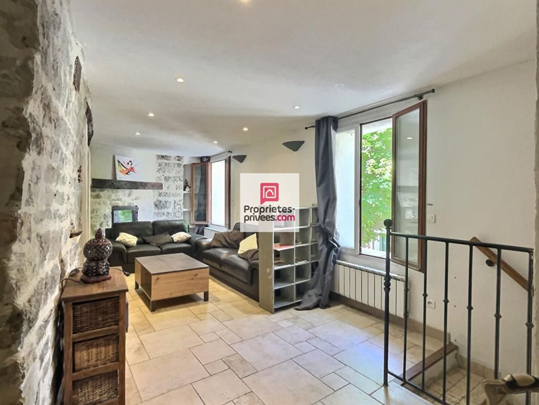 LORGUES MAISON de VILLE - 125 m² 2