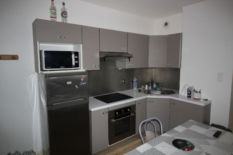 CHATELLERAULT Appartement Chatellerault 1 pièce(s) 30.49 m2 3