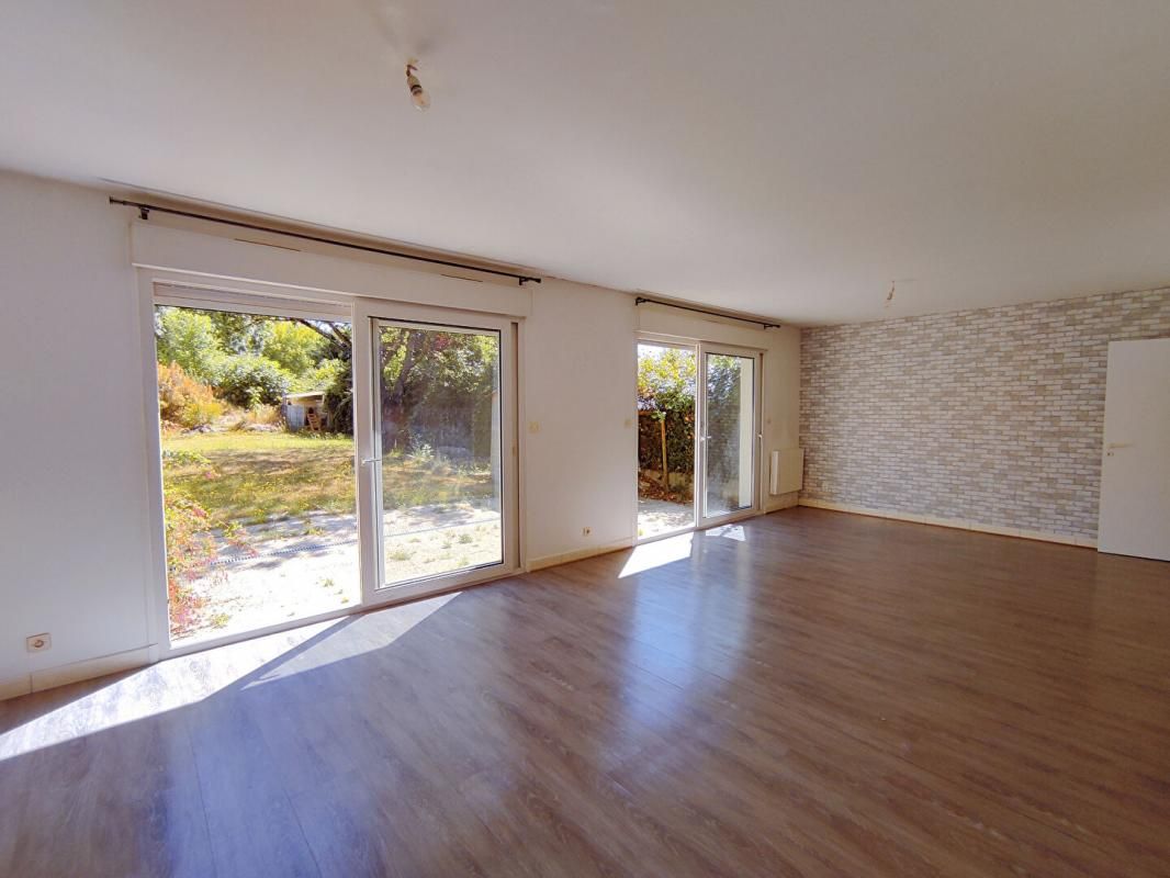 SAINTE-MAURE-DE-TOURAINE Maison Sainte Maure De Touraine 5 pièce(s) 95 m2 3