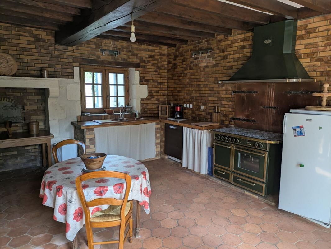 COUARGUES Maison Couargues 3 pièce(s) 140 m2 4