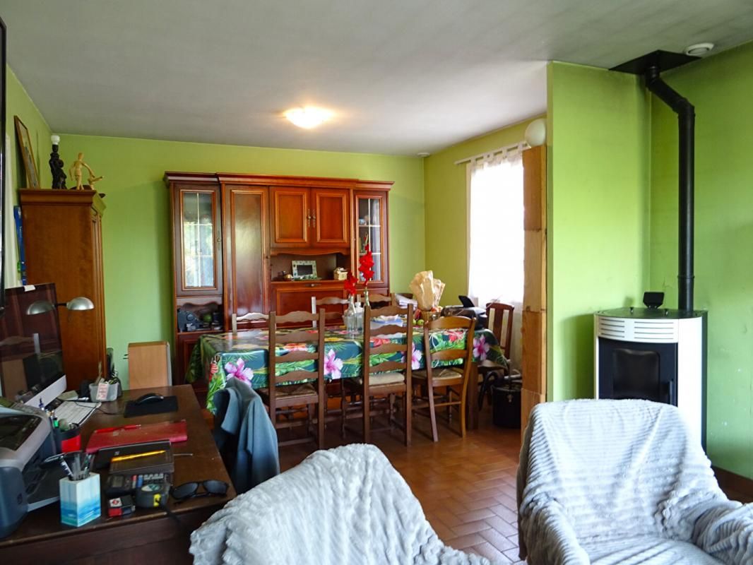 LAUREDE Landes 40250 Laurède, maison plain-pied 100 m ² avec dépendances 3