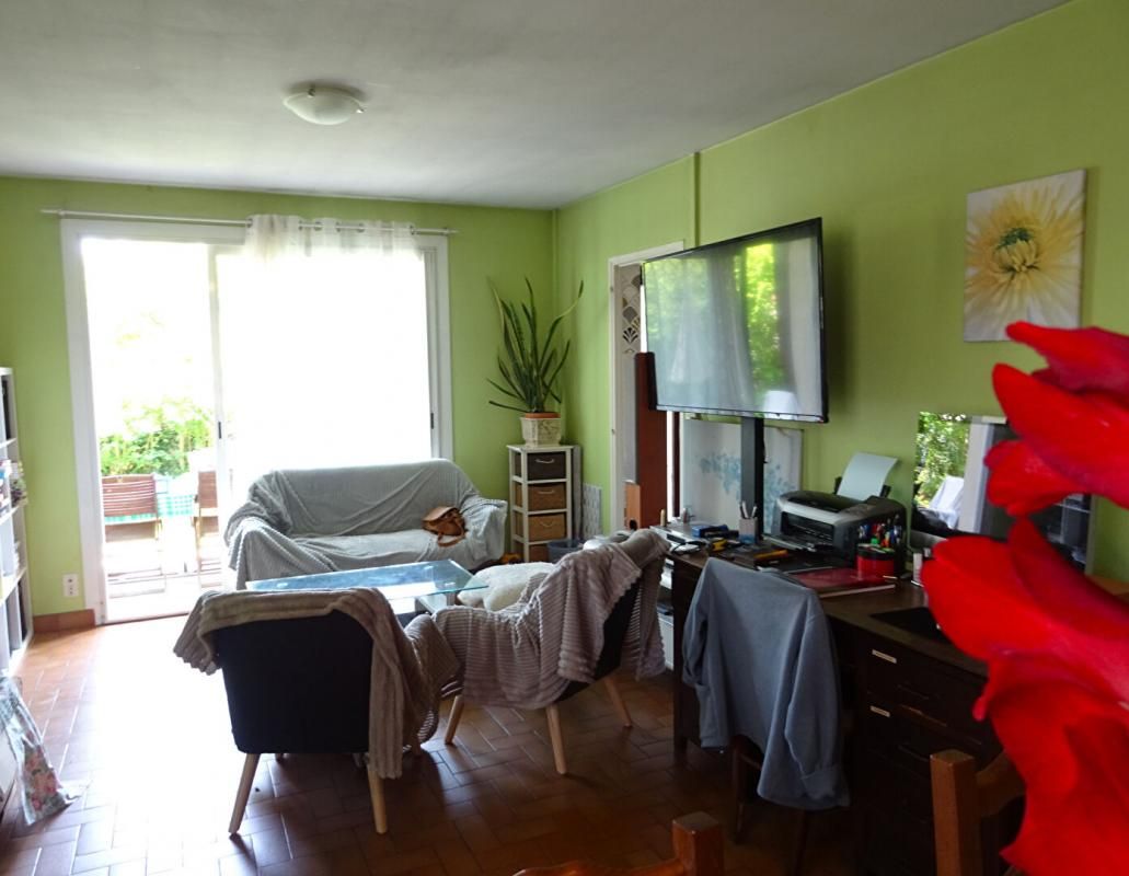 LAUREDE Landes 40250 Laurède, maison plain-pied 100 m ² avec dépendances 4