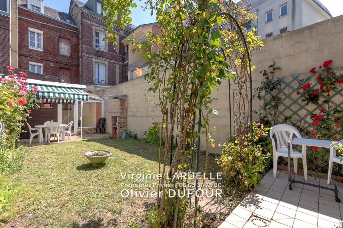 ROUEN Rouen Centre Maison de ville 5 chambres avec une jolie dépendance au bout du jardin 2