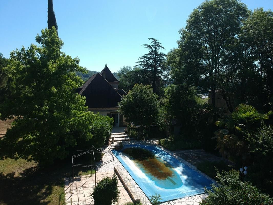 CAHORS Maison avec piscine à 5 minutes du centre de Cahors 4