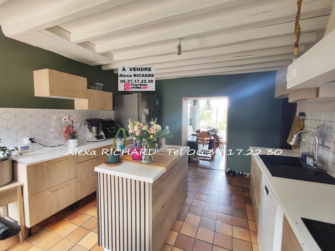 CONCHES-EN-OUCHE Maison à vendre de 11 pièces 8 chambres 218 m2 avec piscine ensemble immobilier 4