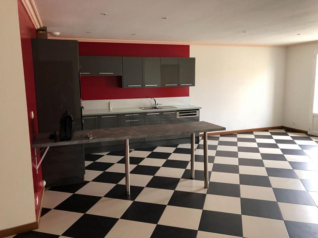 BRUGES OPPORTUNITÉ IMMOBILIÈRE D'EXCEPTION À BORDEAUX   Appartements de Haut Standing ? Prestations Premium ? Biens Rares 2