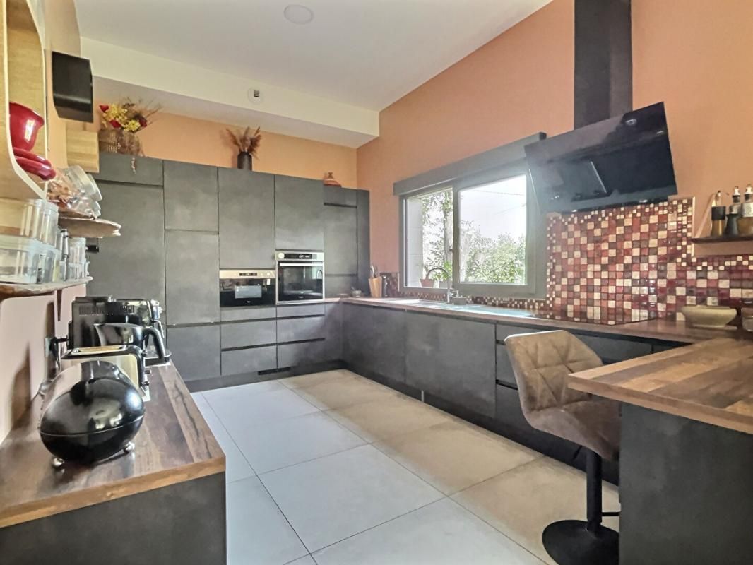 FLOIRAC Vente Maison 240m2 FLOIRAC (33270) 3