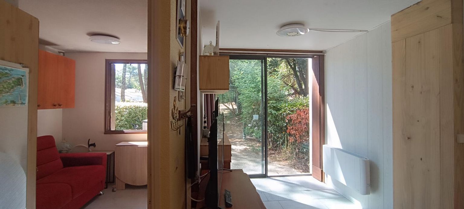 SAINT-GEORGES-DE-DIDONNE Appartement Rez de jardin Saint Georges De Didonne T2 2 pièce(s) 31 m2 4