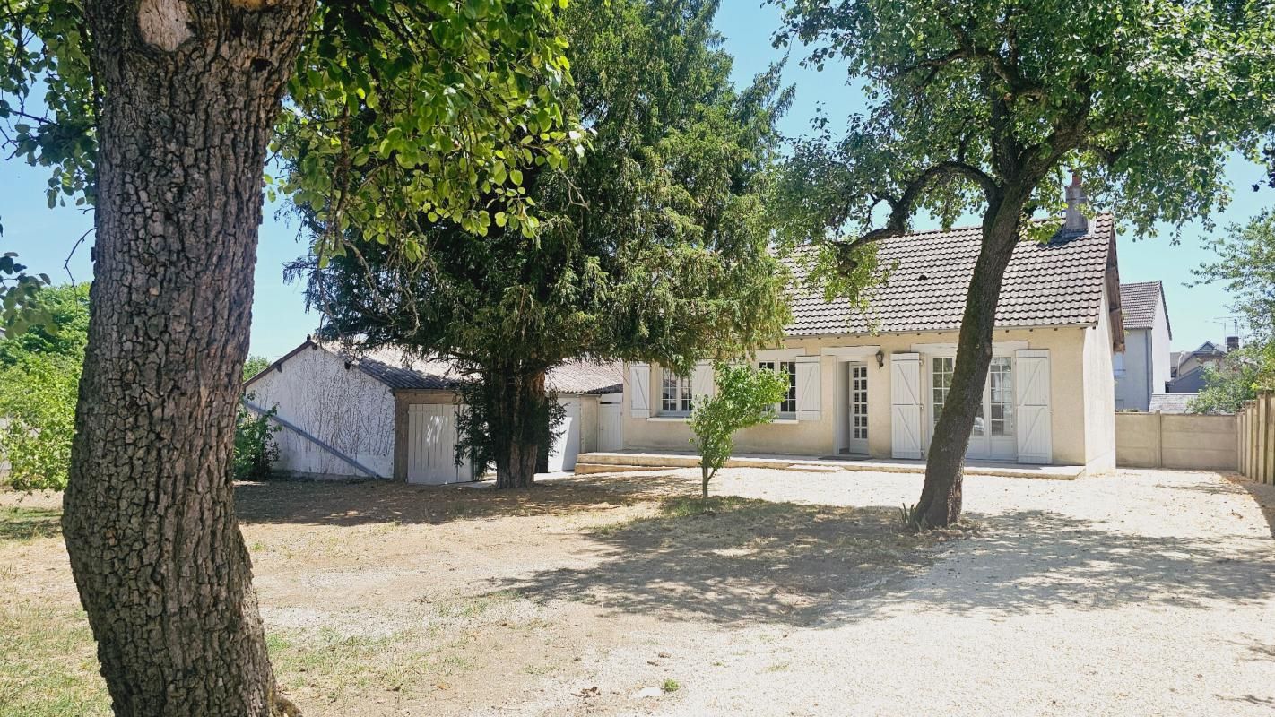 BOURGES BOURGES MAISON DE PLAIN PÏED 70M² 3 PIECES GARAGE JARDIN 2