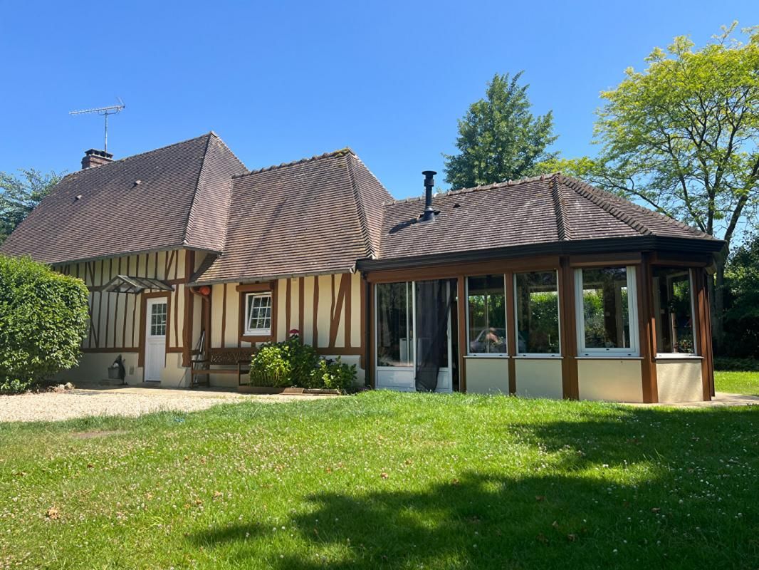 SAINT-AUBIN-LE-VERTUEUX Magnifique ensemble de 2 maisons normandes sur parc arboré 2