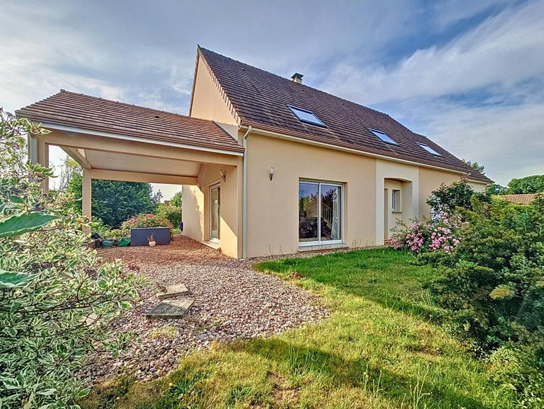 Maison BERUS 8 pièce(s) 169 m2