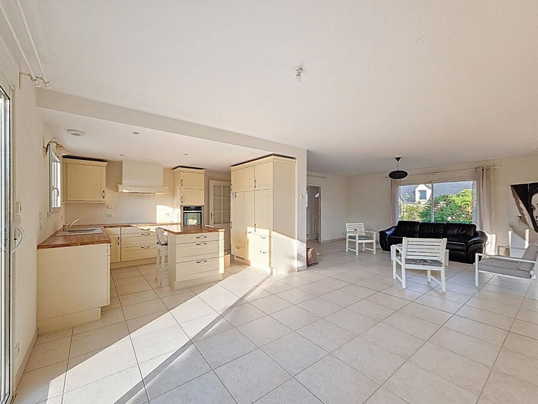 ALENCON Maison BERUS 8 pièce(s) 169 m2 2