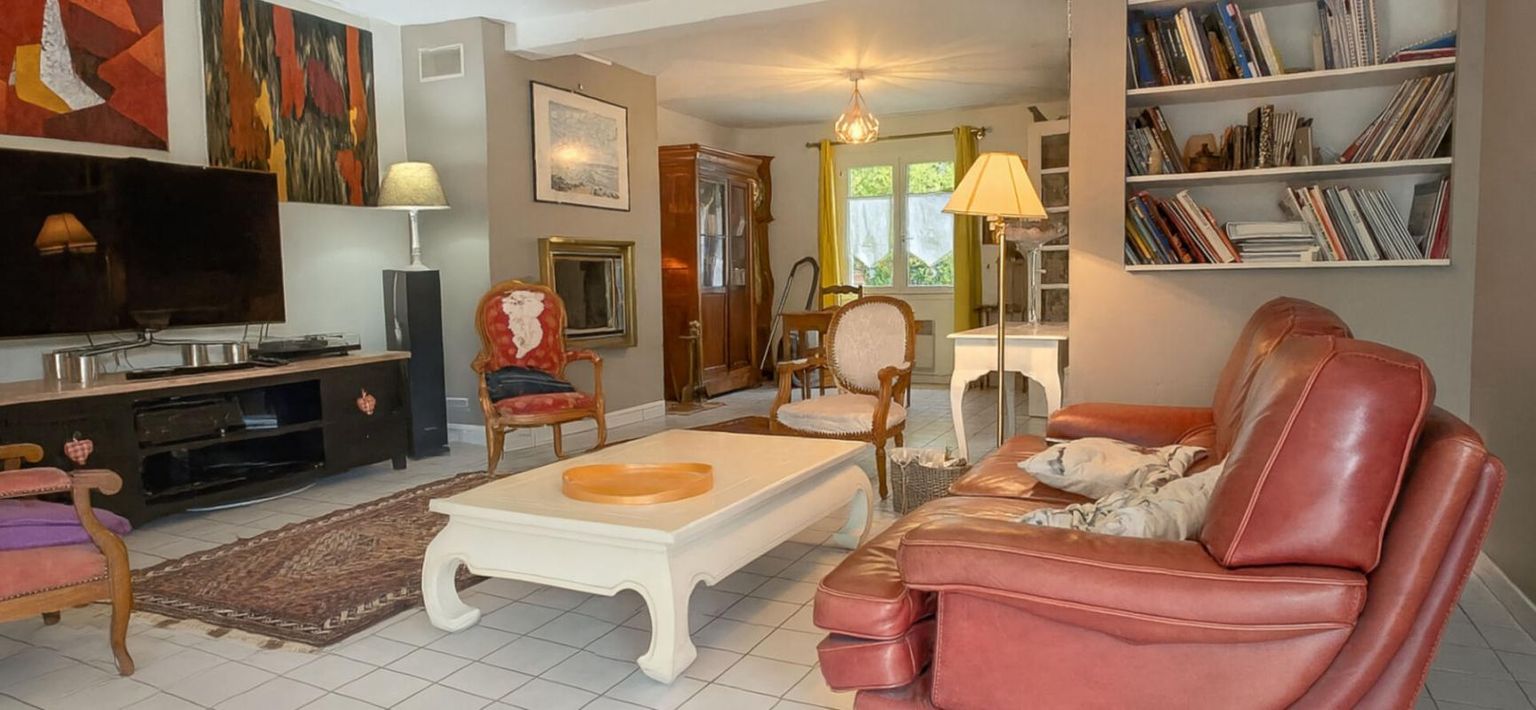 SOISSONS Maison de charme aux multiples possibilités, à quelques minutes du centre ville 4