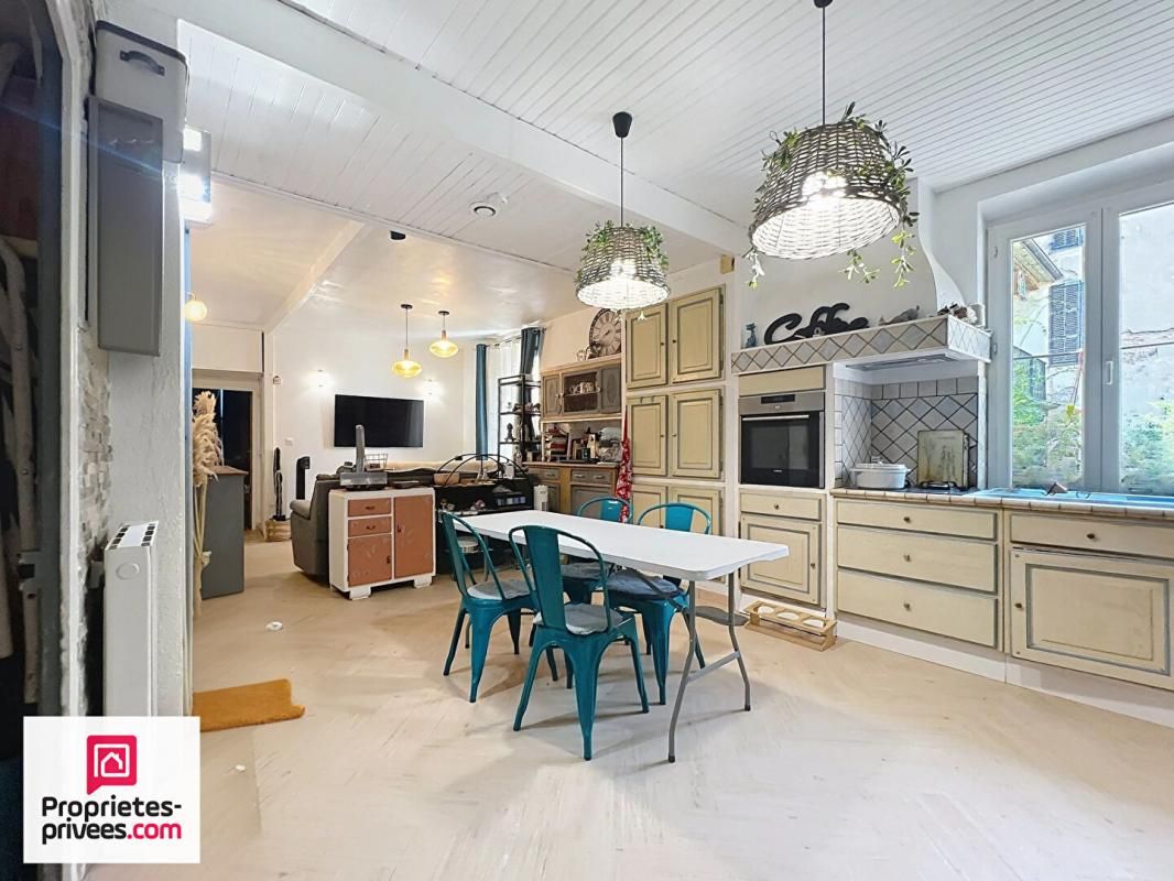 SAINT-MAXIMIN-LA-SAINTE-BAUME Saint Maximin La Sainte Baume Appartement T5 94 m² 2