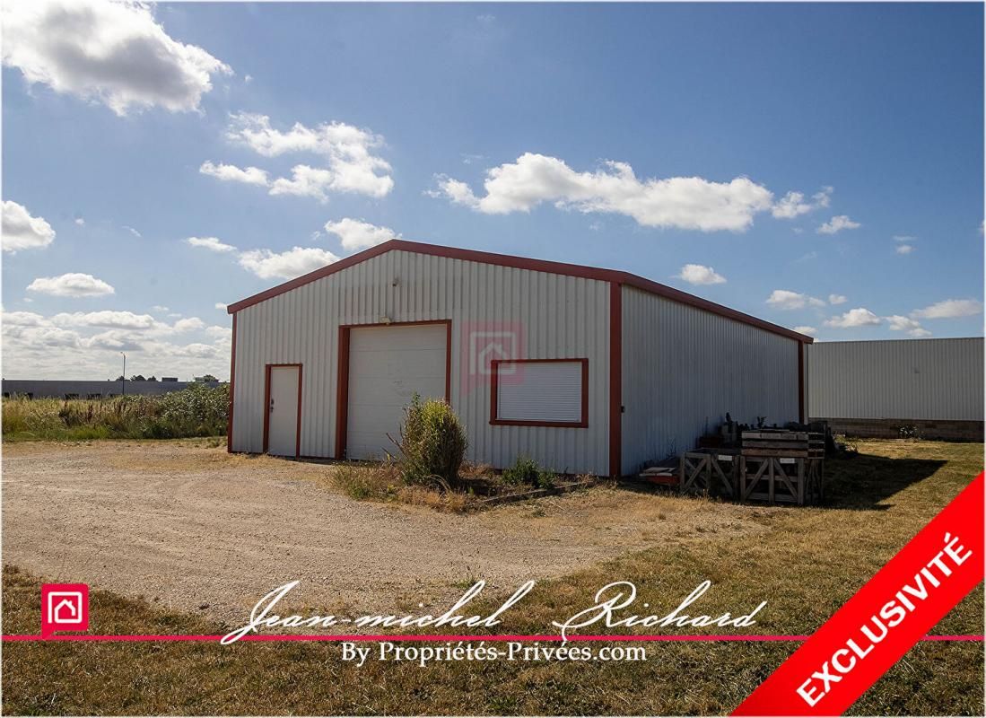SELLES-SUR-CHER Local industriel 153m² Selles Sur Cher 1