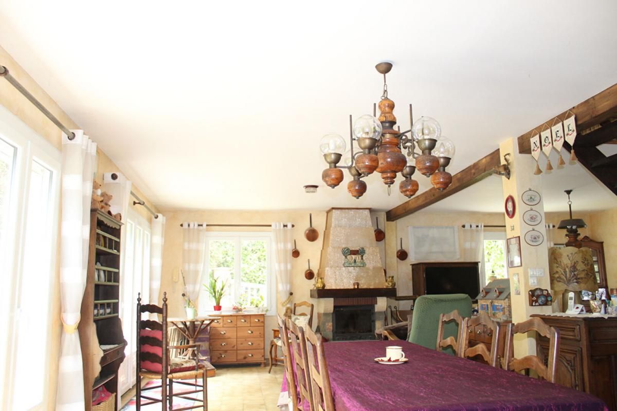 PORDIC Exclusivité ! Côtes d'Armor 22590 Pordic. 4 chambres dont une au RDC avec Sde... terrain clos sans vis à vis 2