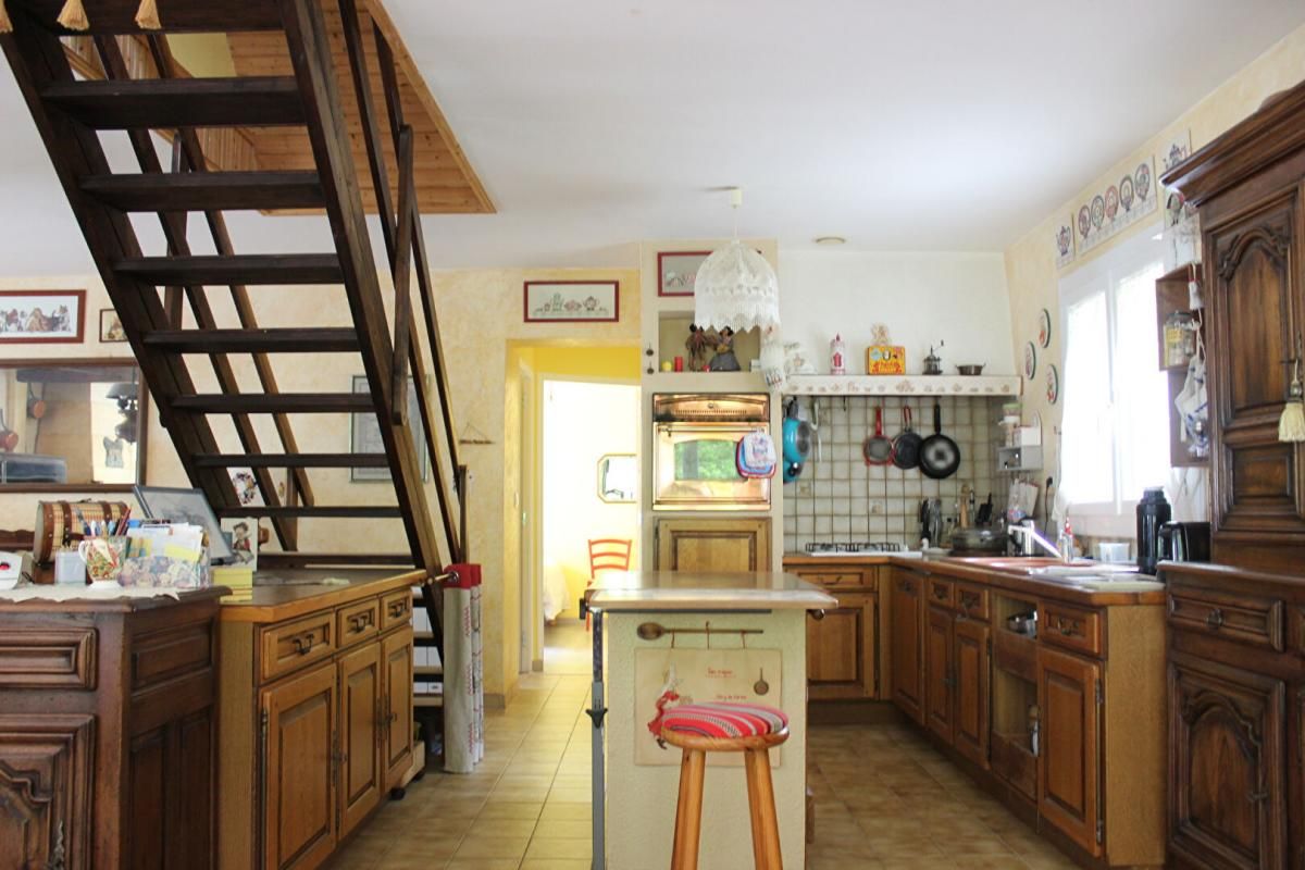 PORDIC Exclusivité ! Côtes d'Armor 22590 Pordic. 4 chambres dont une au RDC avec Sde... terrain clos sans vis à vis 4