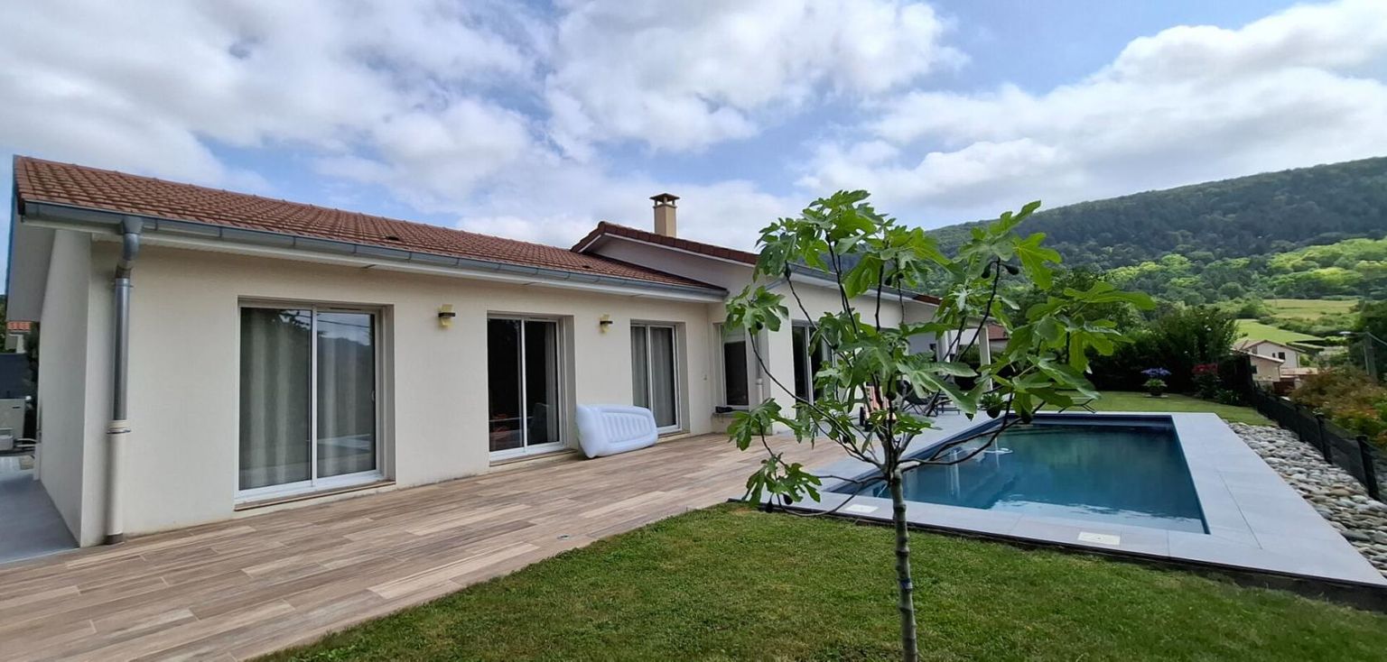 CEYZERIAT Maison contemporaine récente Ceyzeriat 2