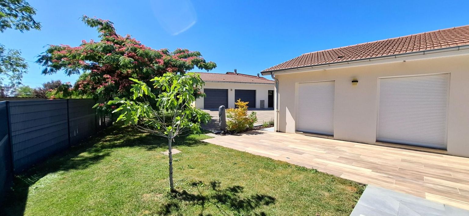 CEYZERIAT Maison contemporaine récente Ceyzeriat 3