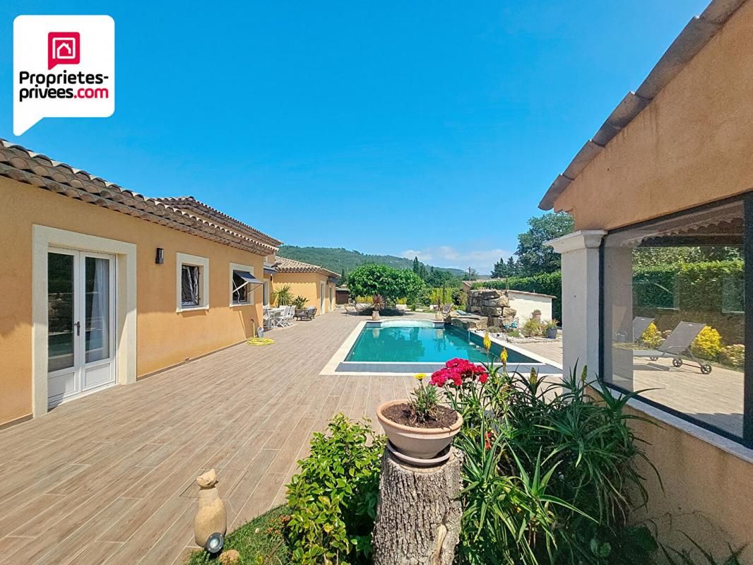 SAINT-CEZAIRE-SUR-SIAGNE VILLA PLAIN PIED 7 PIECES 203 m2 PISCINE ET TERRAIN PAYSAGER DE 2500 M2 4