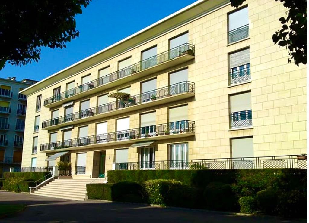 À Vendre Immeuble de Rapport Exceptionnel avec Vue Mer à Hendaye