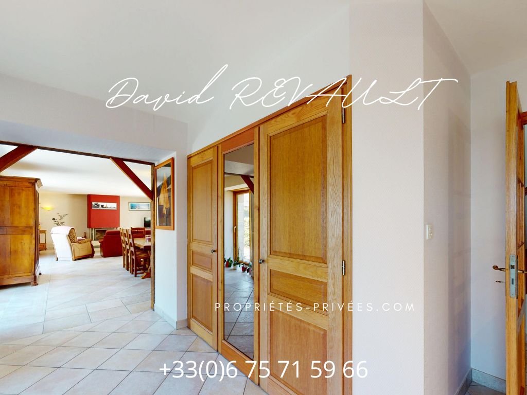 ELVEN Maison Elven 8 pièce(s) 210 m2- Authentique longère en pierre avec terrain de 3 000 m² (en cours de bornage) ! 2
