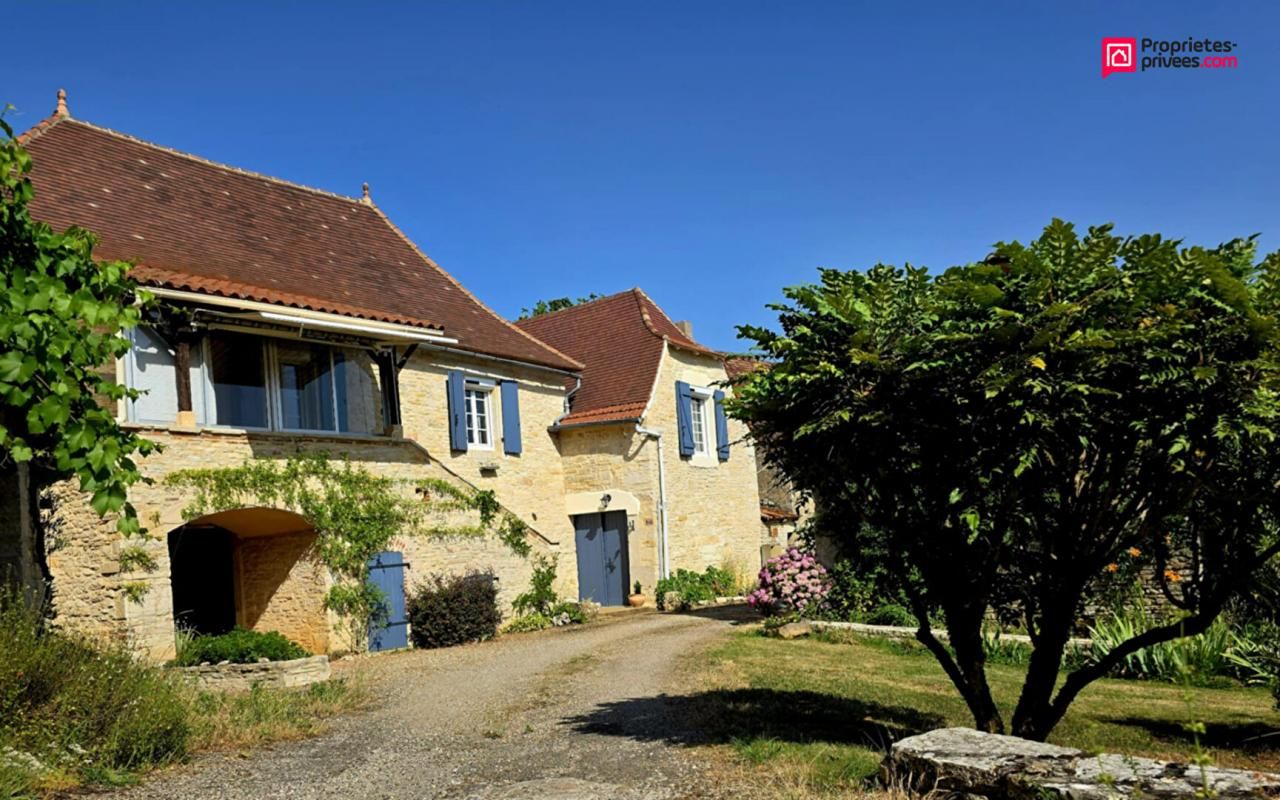 NUZEJOULS Maison en pierre de plain-pied 1