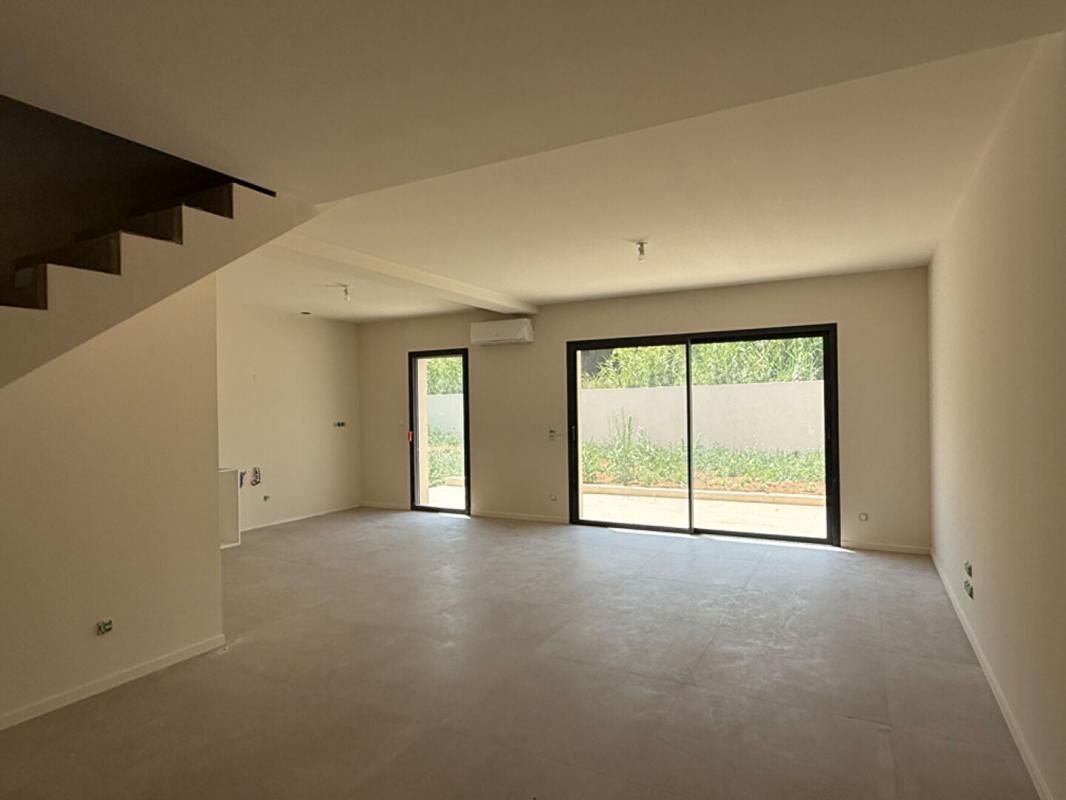 ISTRES Maison individuelle neuve avec vu sur l'étang 2