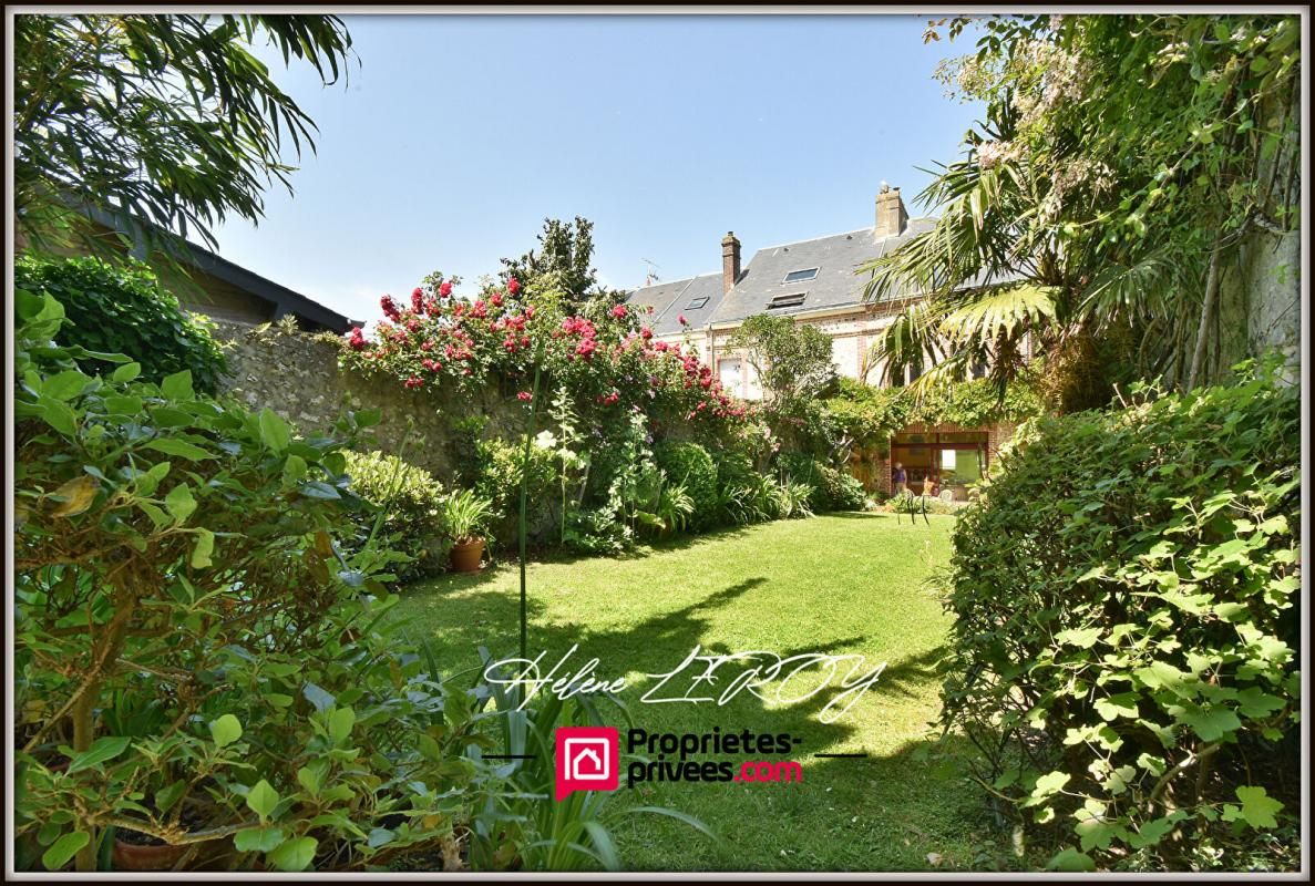 FECAMP Maison Bourgeoise quartier Bénédictine avec jardin 2