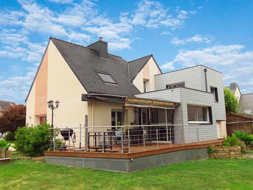 QUEVEN TRES BELLE MAISON CONTEMPORAINE de 128 m2 réalisée en 2003 dans le Morbihan ? (10 km de Lorient ? 12 km des plages) 2