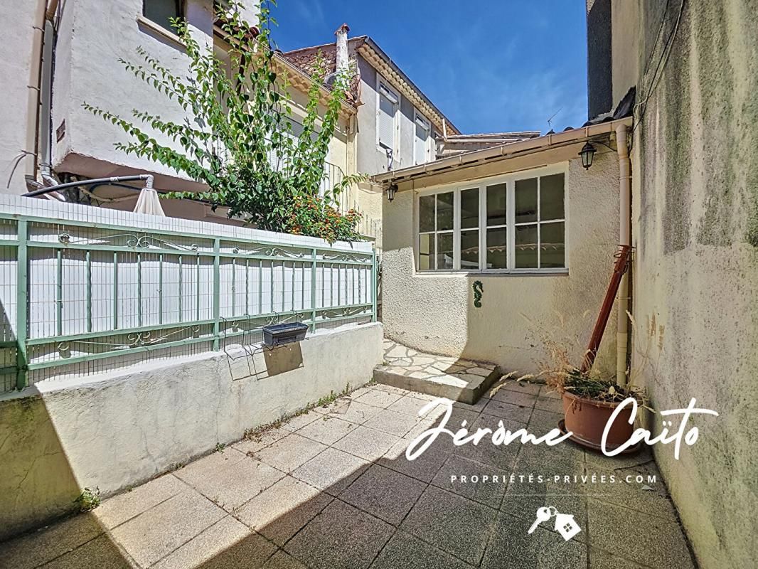 NIMES Appartement Nimes 4 pièce(s) 71.18 m2 - cour privative - annexe 4
