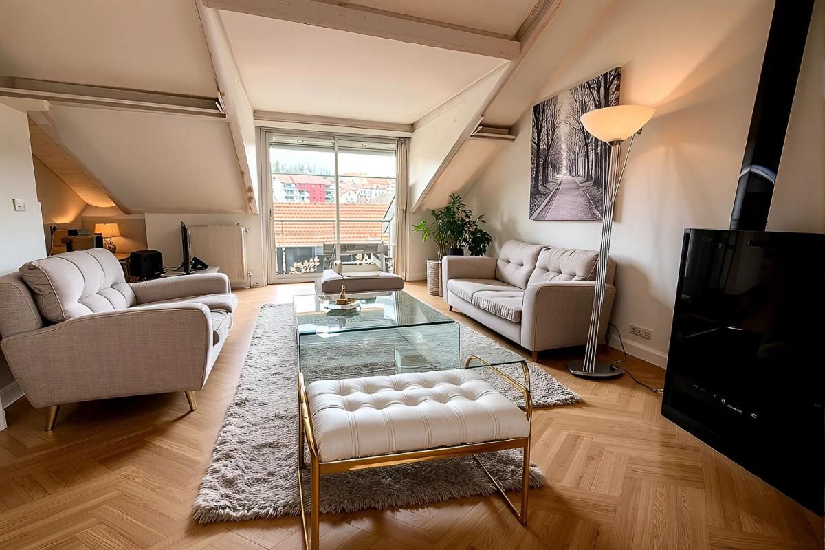 BELLEGARDE-SUR-VALSERINE LOFT de STANDING HYPERCENTRE BELLAGARDE 25?' de Cornavinez et faite une offre 3