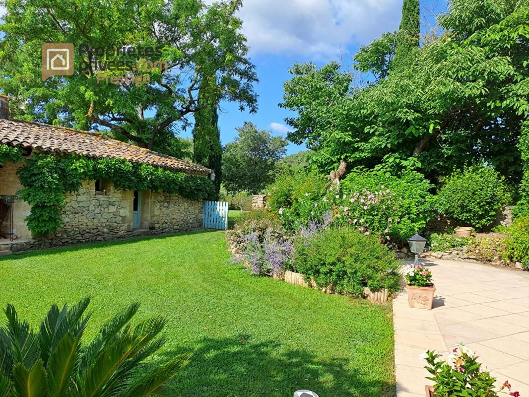 UZES Propriété proche Uzès 3