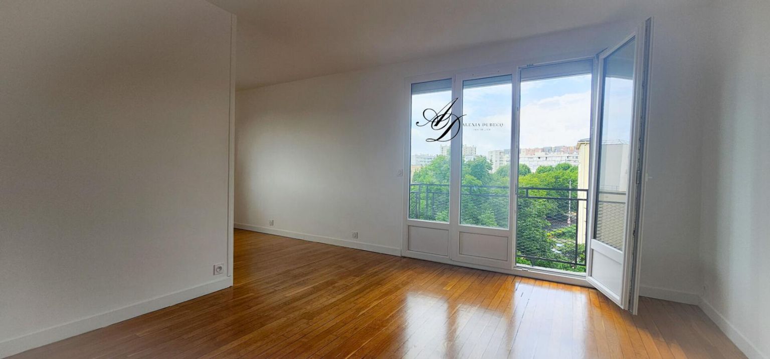 CHELLES Appartement Chelles 3 pièces rénové ? 54 m² env. ? Résidence avec espaces verts 2